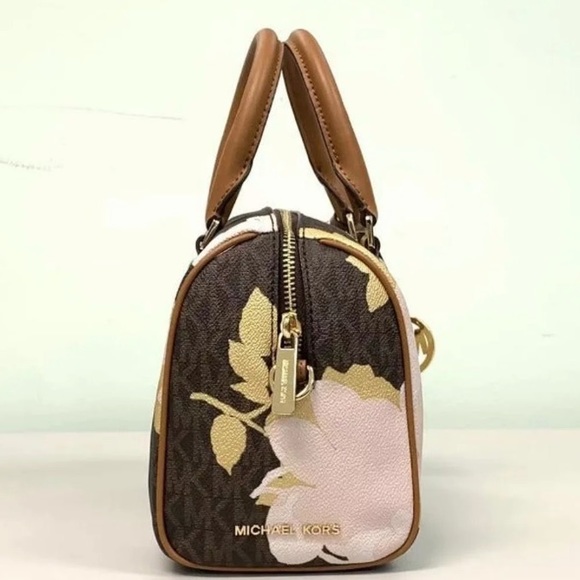 🌼🌼BEAUTIFUL MICHAEL KORS BAG🌼🌼 - Picture 2 of 9